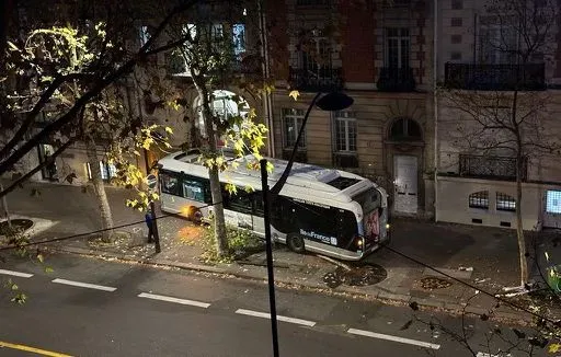 bus-paris-accident