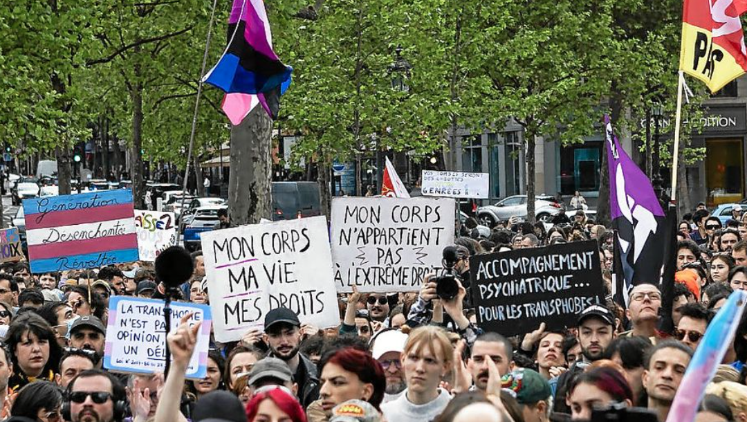 Un dimanche pas comme les autres : Paris s’élève contre la transphobie