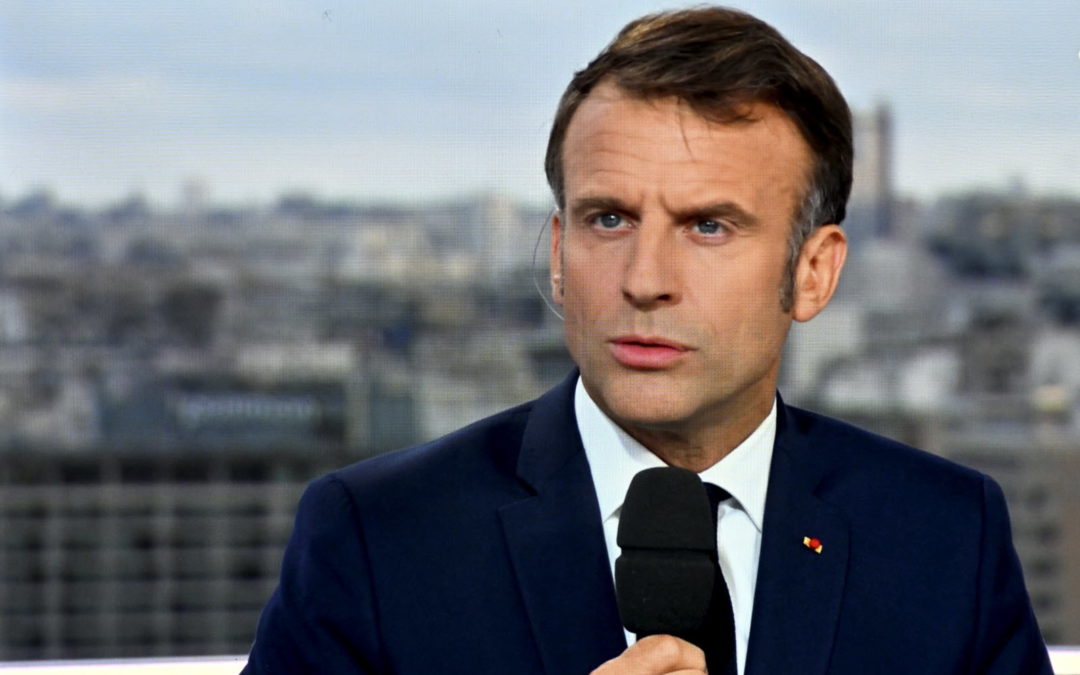 Emmanuel Macron terrasse Musee de l'Homme