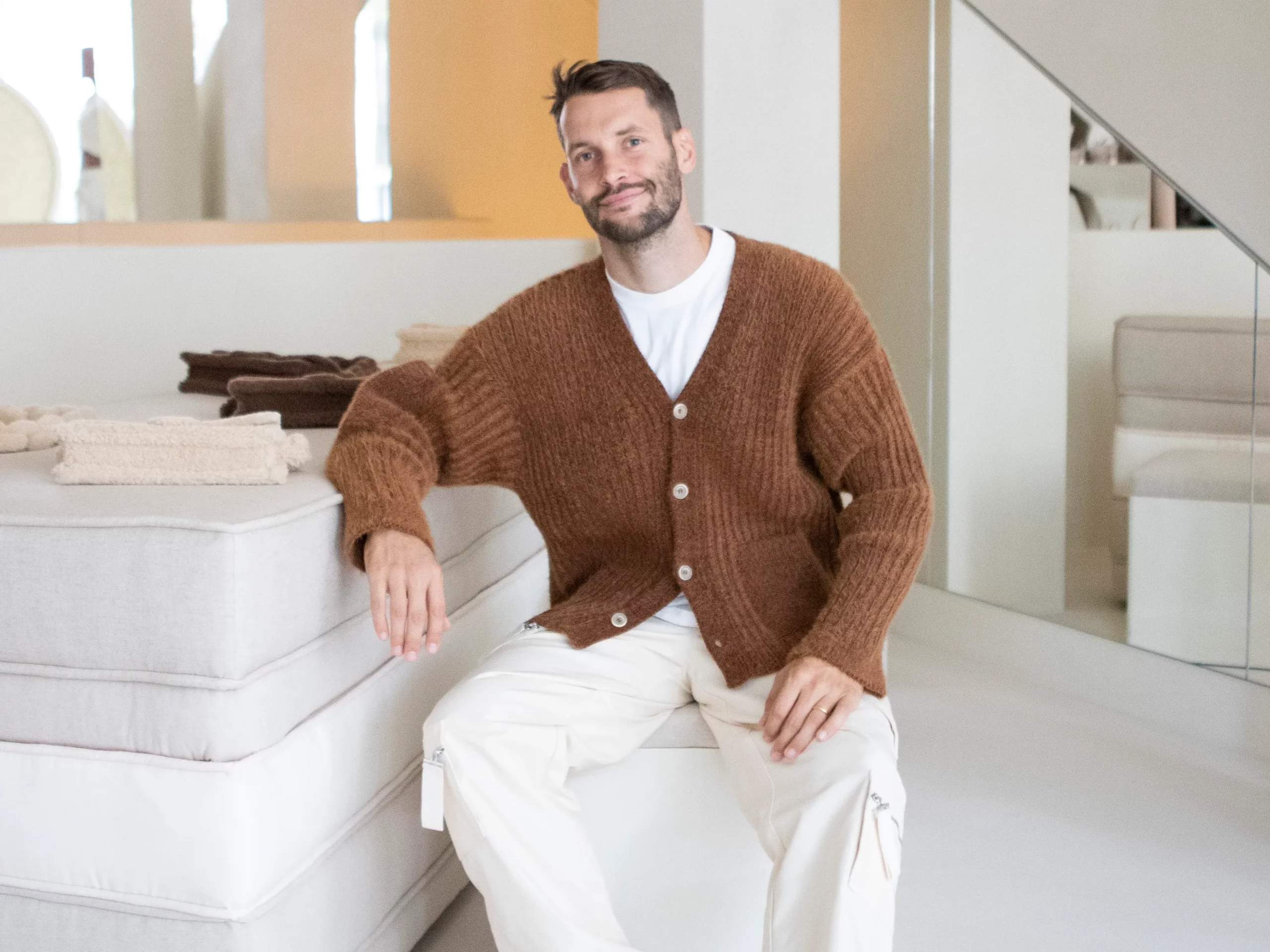 Jacquemus transforme Paris en terrain de jeu avec sa loterie géante