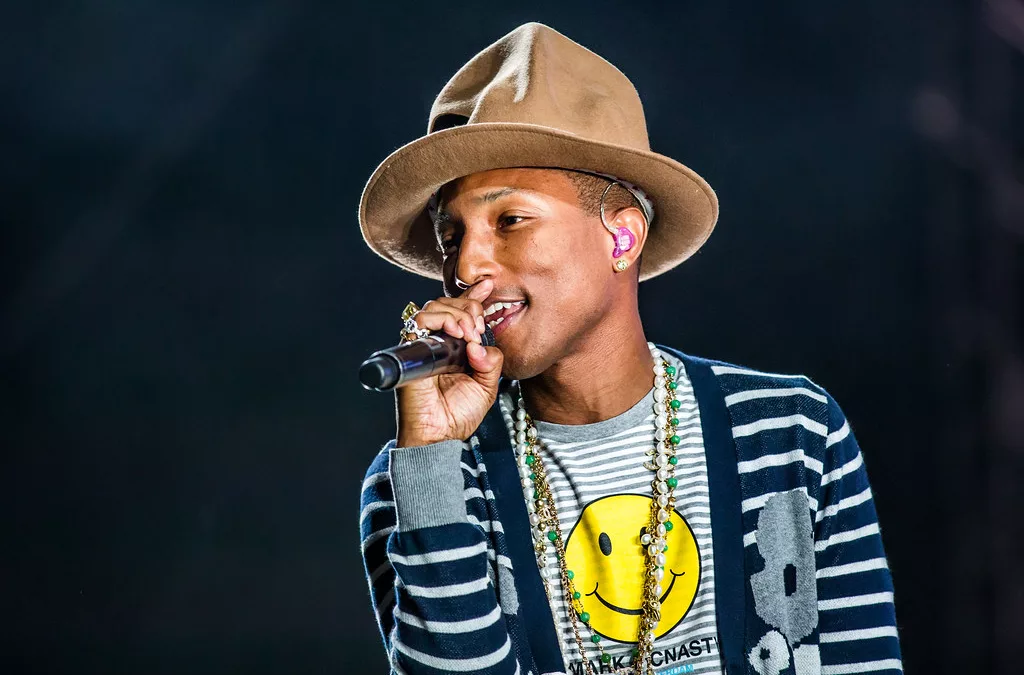 Pharrell Williams : L’exposition qui bouscule l’art et la féminité