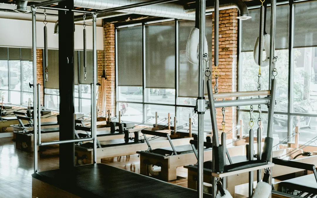 Paris en mouvement : l’ère du pilates reformer