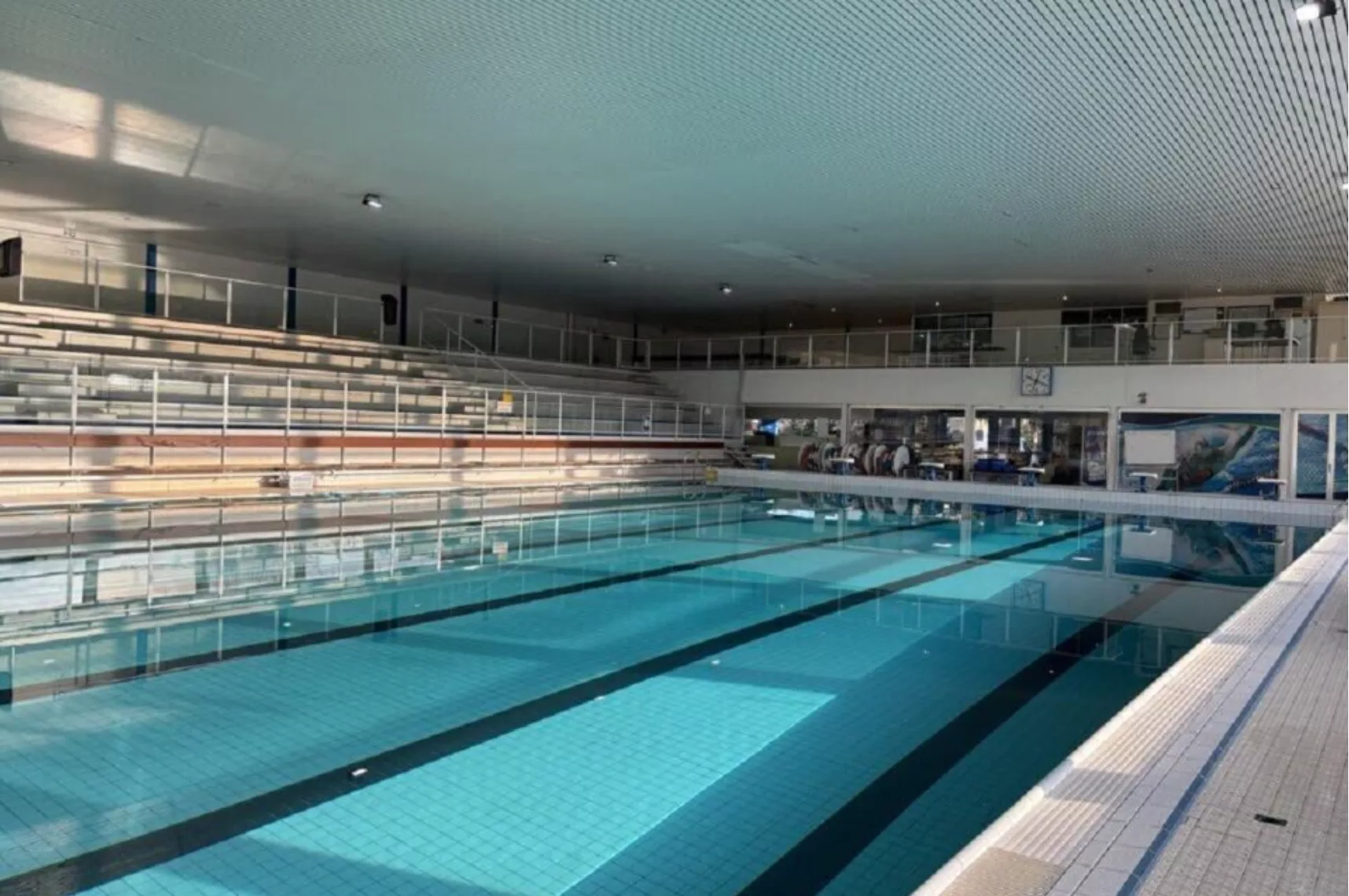 La renaissance explosive de la piscine des Closeaux à Rueil-Malmaison