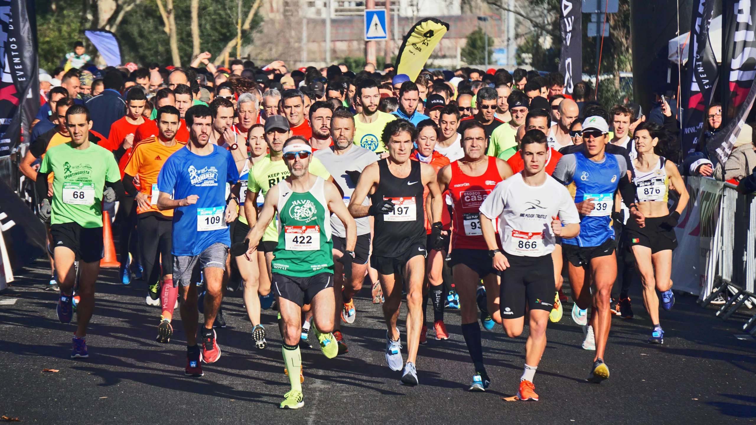 Paris envahi par la fièvre sportive : marathons et solidarité