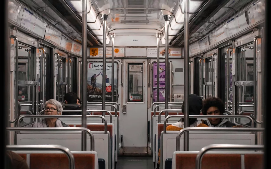 Supporters dans le métro avant le PSG OM Classique